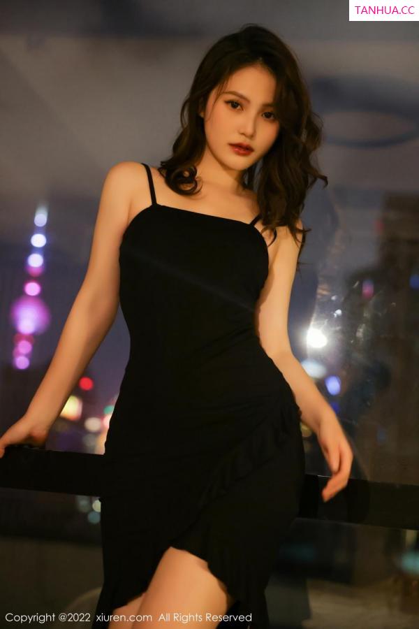兔妹妹  [XiuRen]高清写真图 2022.02.22 No.4618 你的兔妹妹第11张图片
